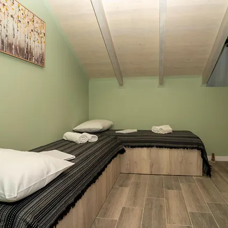 Eleonas Giovani Loft